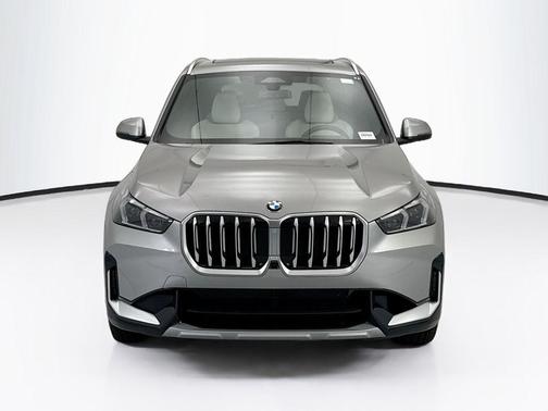 Space Silver 2026 BMW X1 xDrive28i