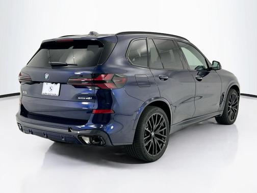Tanzanite Blue II Metallic 2026 BMW X5 sDrive40i