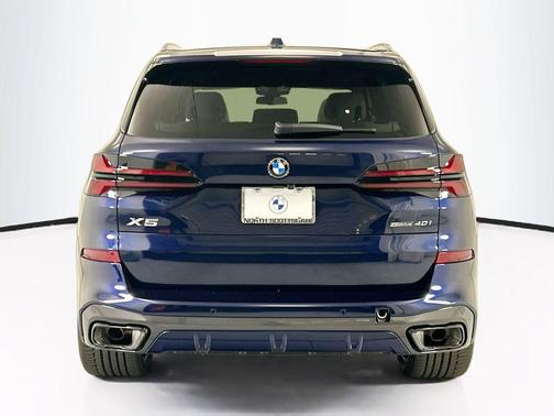 Tanzanite Blue II Metallic 2026 BMW X5 sDrive40i