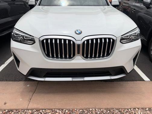 Mineral White Metallic 2022 BMW X3 sDrive30i