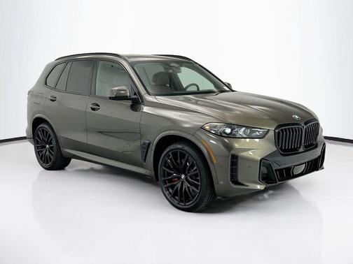 Manhattan Green Metallic 2026 BMW X5 xDrive40i