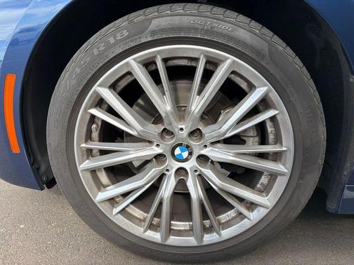 Blue Metallic 2023 BMW 330 i