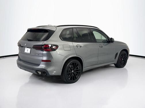 Gray Metallic 2026 BMW X5 xDrive40i