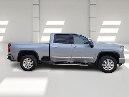 2025 Chevrolet Silverado 2500 High Country