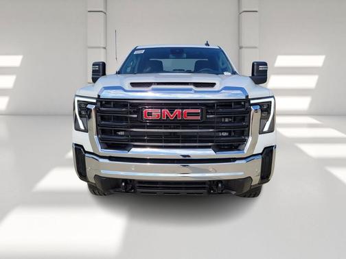 2026 GMC Sierra 2500 Base
