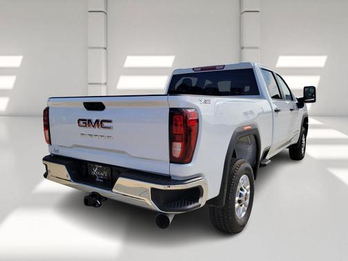 2026 GMC Sierra 2500 Base