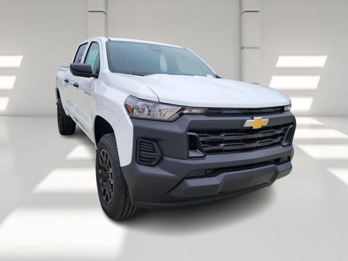 2026 Chevrolet Colorado Base