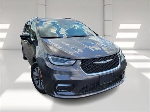 2021 Chrysler Pacifica Hybrid Touring L