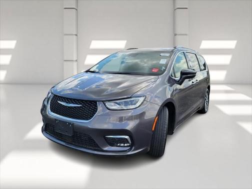 2021 Chrysler Pacifica Hybrid Touring L
