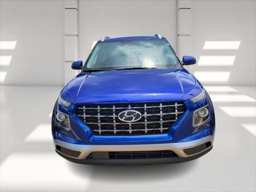 2023 Hyundai VENUE Limited