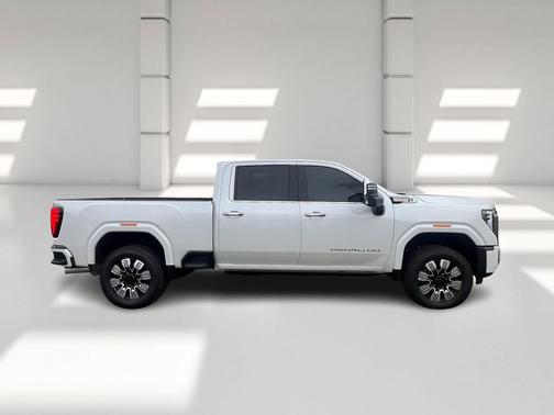 2025 GMC Sierra 2500 Denali