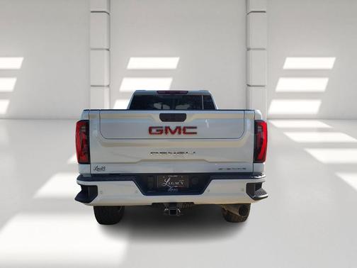2026 GMC Sierra 2500 Denali
