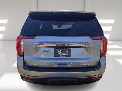 2024 GMC Yukon 4WD AT4