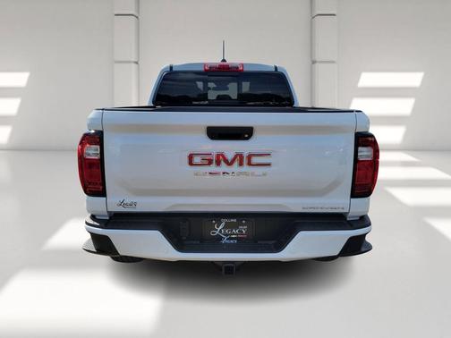 2025 GMC Canyon Denali