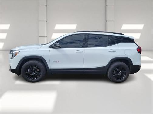2024 GMC Terrain AWD AT4