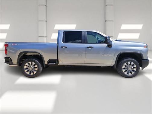 2025 Chevrolet Silverado 2500 Custom
