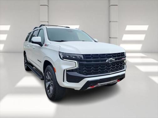 2023 Chevrolet Suburban 4WD Z71