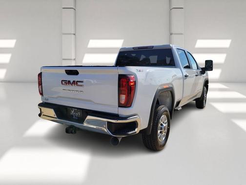 2026 GMC Sierra 2500 Base