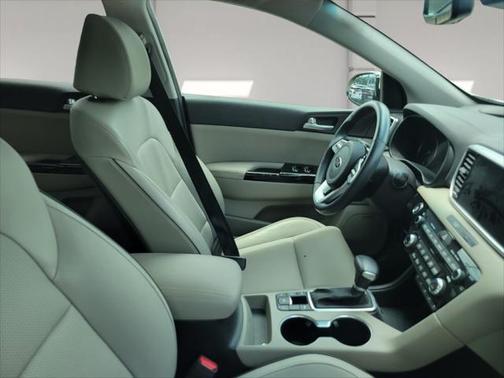 2022 Kia Sportage EX