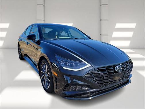 2021 Hyundai SONATA Limited