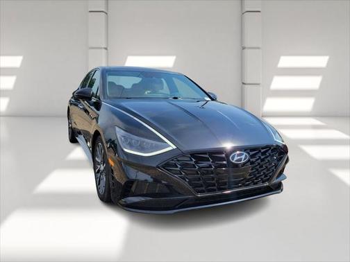2021 Hyundai SONATA Limited