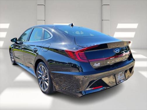 2021 Hyundai SONATA Limited