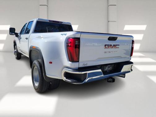 2026 GMC Sierra 3500 Base