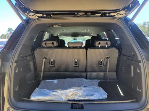 2026 GMC Acadia FWD Elevation