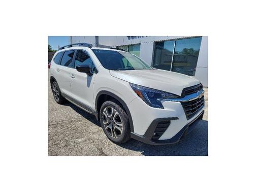 Crystal White Pearl 2025 Subaru Ascent Limited