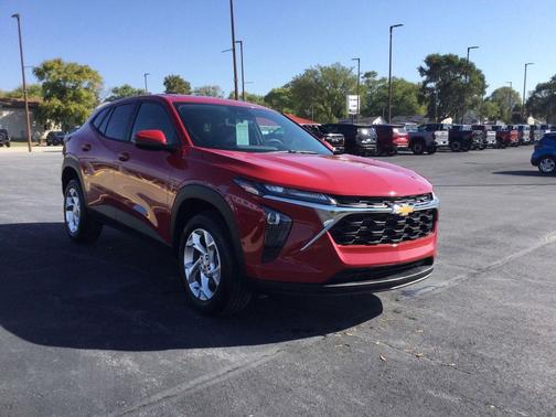 2026 Chevrolet Trax LS