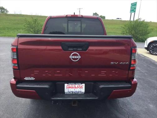 2022 Nissan Frontier SV