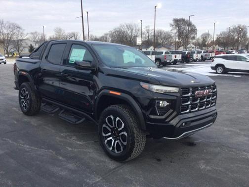 2025 GMC Canyon AT4