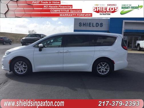 2023 Chrysler Pacifica Touring-L