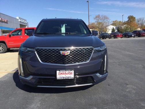 2025 Cadillac XT6 Premium Luxury AWD