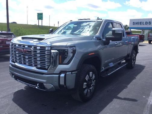 2025 GMC Sierra 2500 Denali
