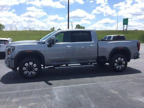 2025 GMC Sierra 2500 Denali