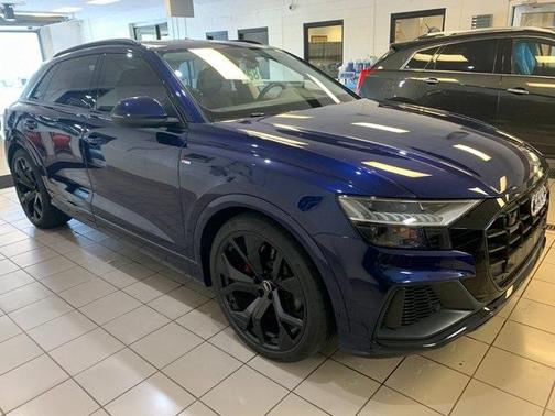 Photo 1 of 2 of 2019 Audi Q8 3.0T Prestige