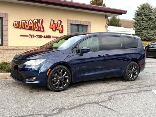 2019 Chrysler Pacifica Touring-L Plus