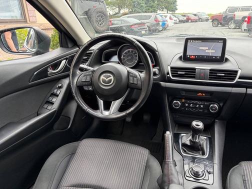 Jet Black Mica 2016 Mazda Mazda3 i Touring