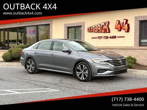 Platinum Gray Metallic 2020 Volkswagen Passat 2.0T SE