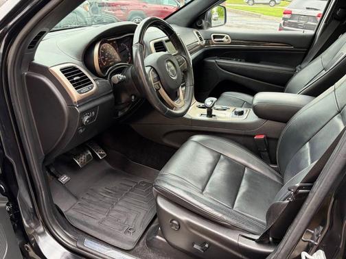 Brilliant Black Crystal Pearlcoat 2015 Jeep Grand Cherokee Overland