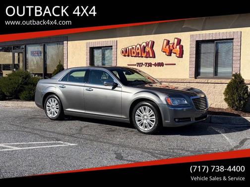 2011 Chrysler 300C Base