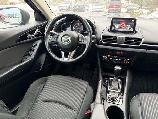 2016 Mazda Mazda3 i Touring