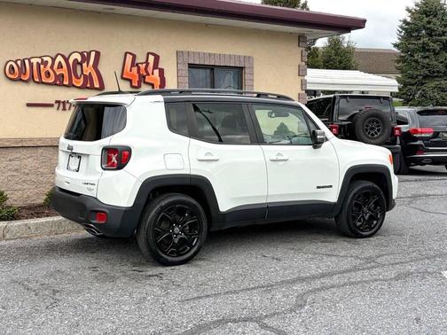 Alpine White 2019 Jeep Renegade Limited