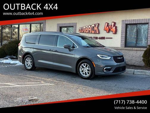 2022 Chrysler Pacifica Touring L
