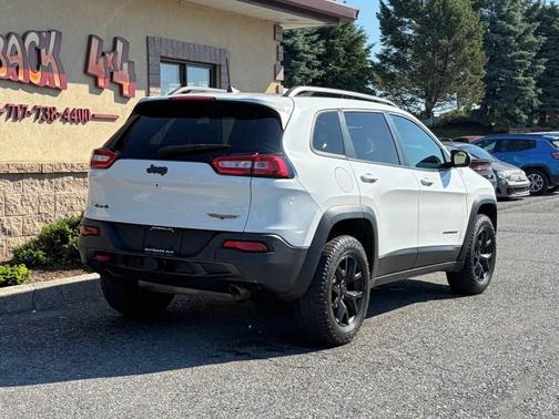 Bright White 2016 Jeep Cherokee Trailhawk