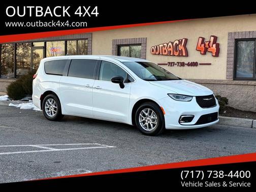 2024 Chrysler Pacifica Touring L