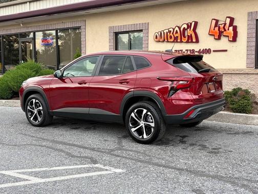 2024 Chevrolet Trax RS 4dr Crossover w/1RS