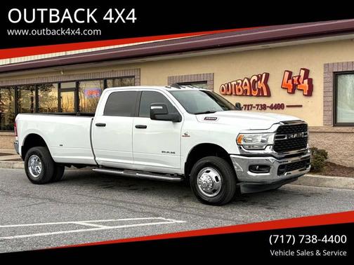 2023 RAM 3500 Big Horn 4x4 4dr Crew Cab 8 ft. LB DRW Pickup