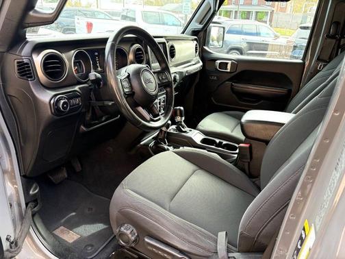 2020 Jeep Wrangler Unlimited Sport